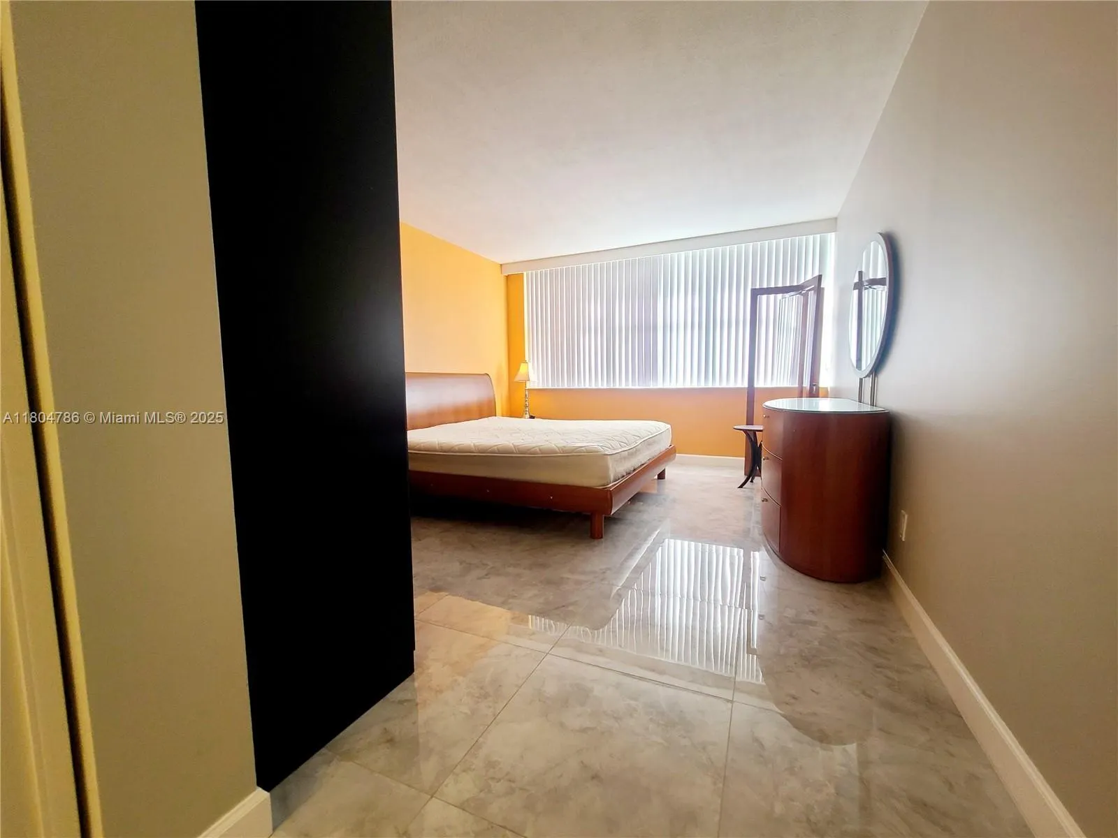 16565 NE 26th Ave, #2B
