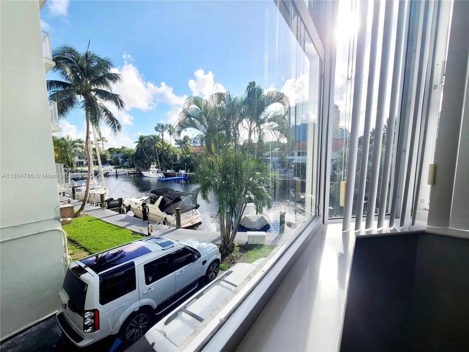 16565 NE 26th Ave, #2B