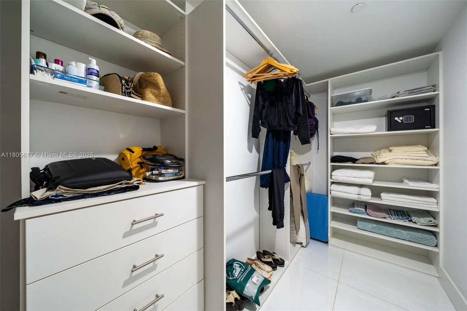 16385 Biscayne Blvd, #2707