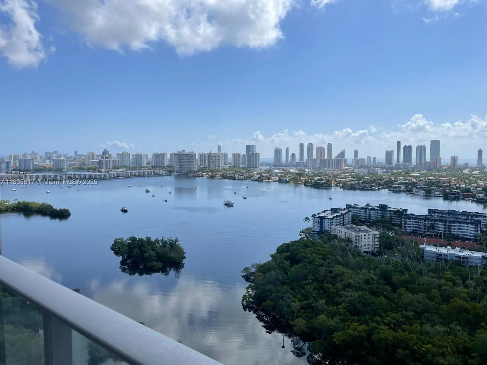 16385 Biscayne Blvd, #2707