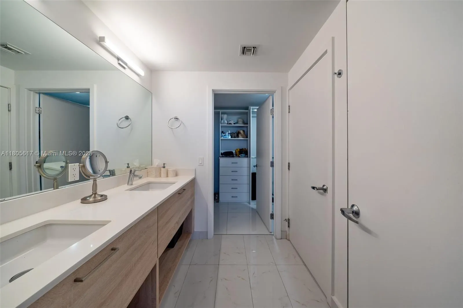 16385 Biscayne Blvd, #2707