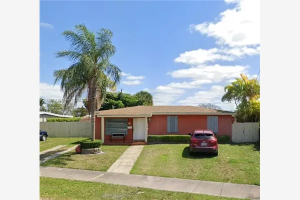 5301 SW 111th Ave