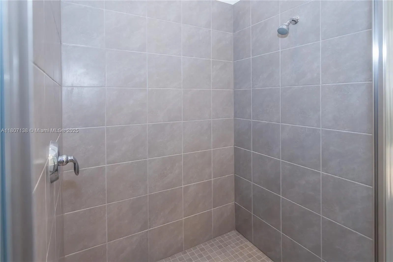 5096 NEVOLA AVE