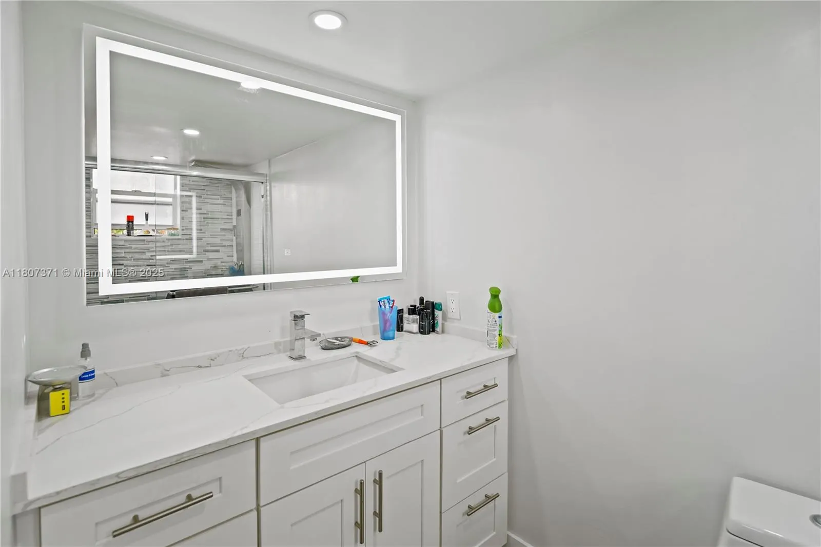 141 SE 3rd Ave, #101