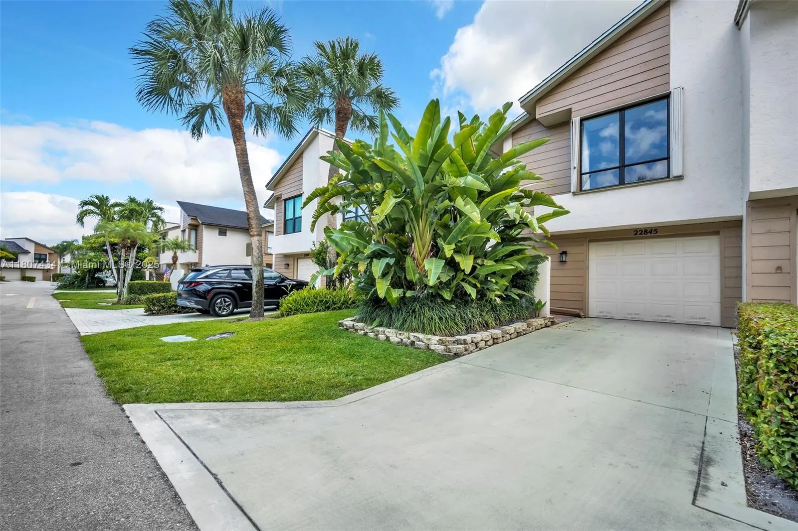 22845 Ironwedge Dr