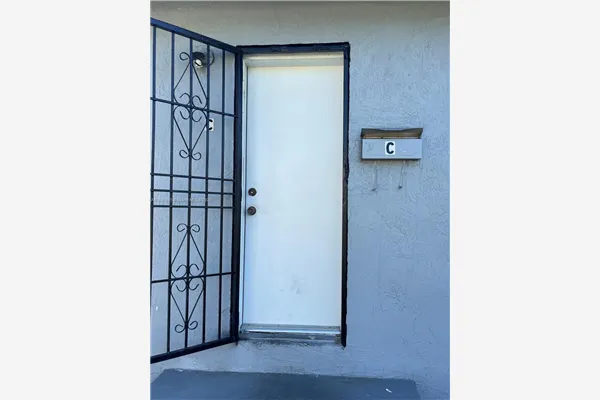 135 NE 80th Ter