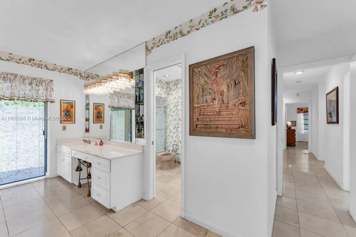 5990 SW 135th Ter