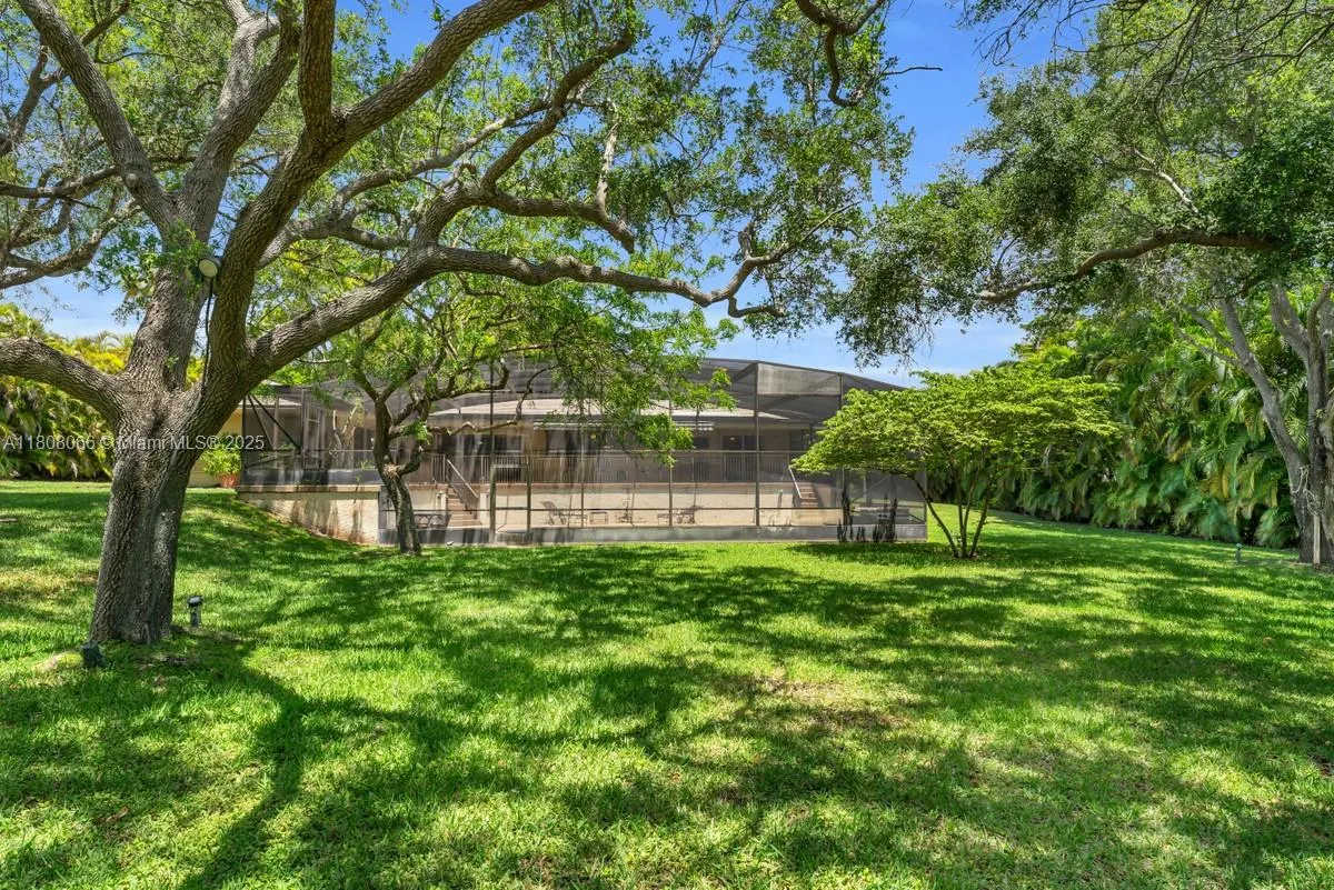 5990 SW 135th Ter