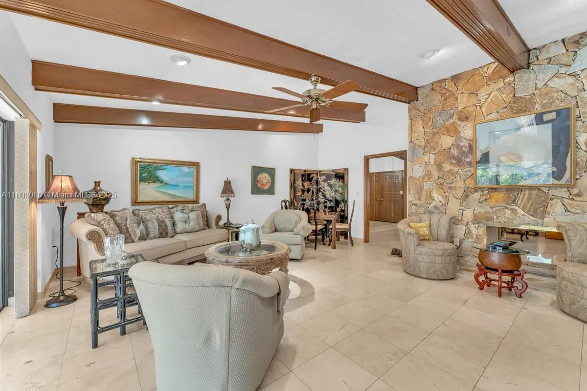 5990 SW 135th Ter