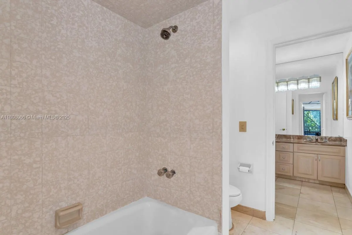 5990 SW 135th Ter