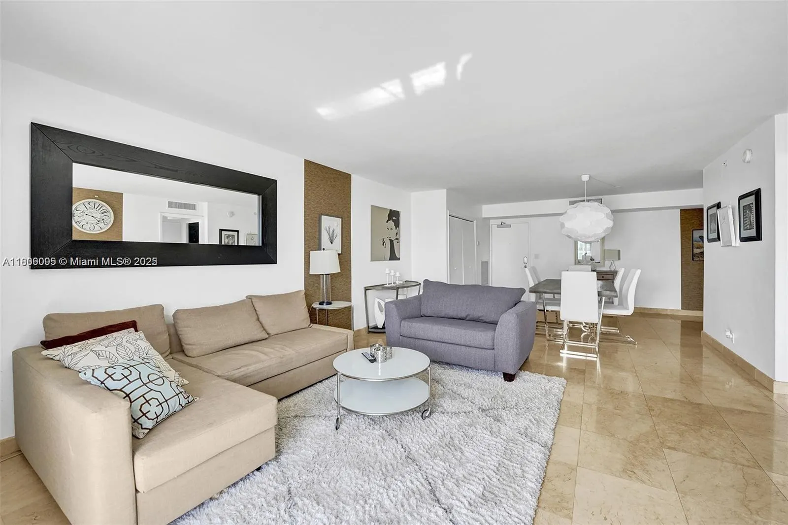 9195 Collins Ave, #304
