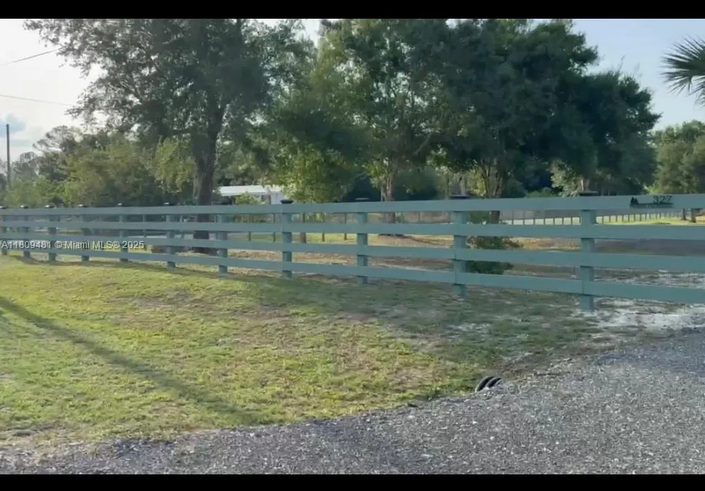327 Horse Club