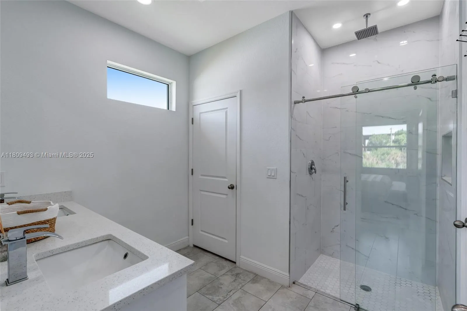 6007 KUMQUAT CIR