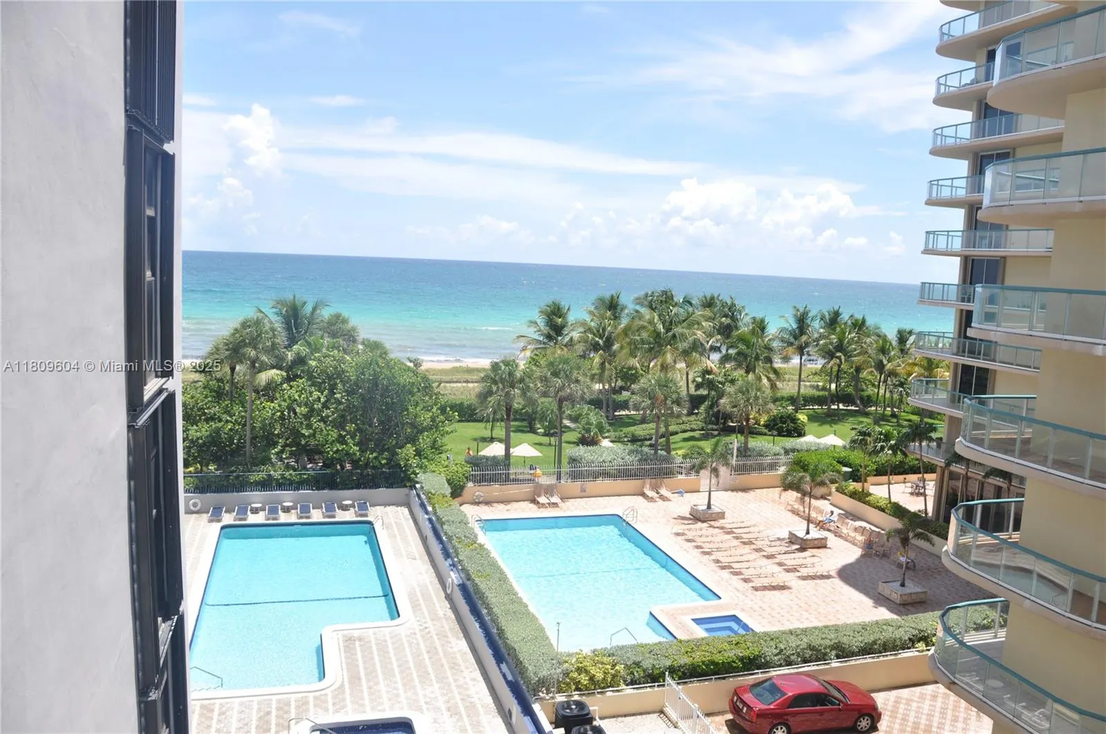 8877 Collins Ave, #507