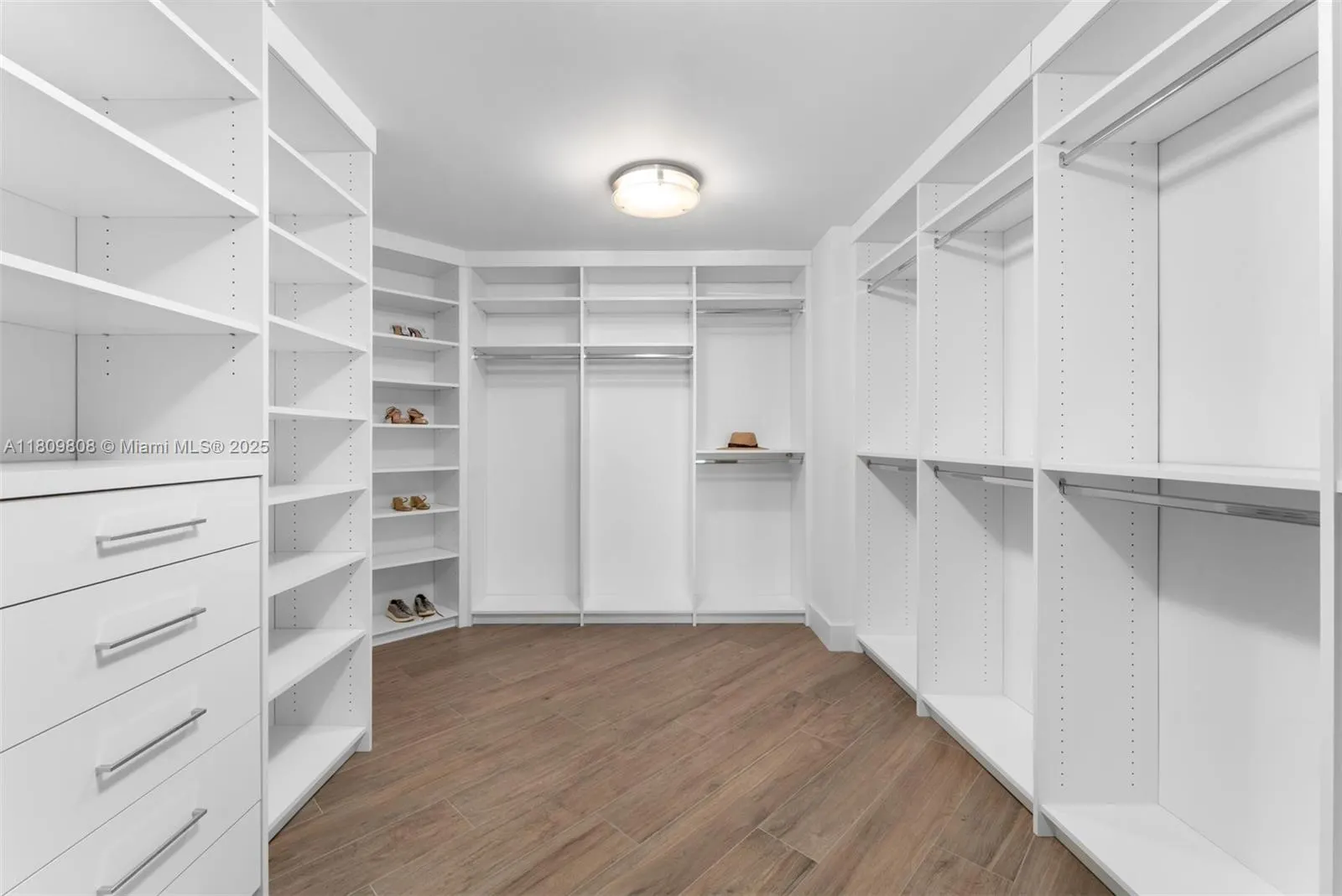 17301 Biscayne Blvd, #2210