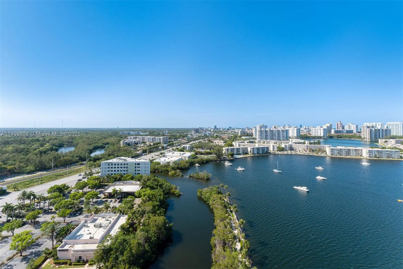 17301 Biscayne Blvd, #2210
