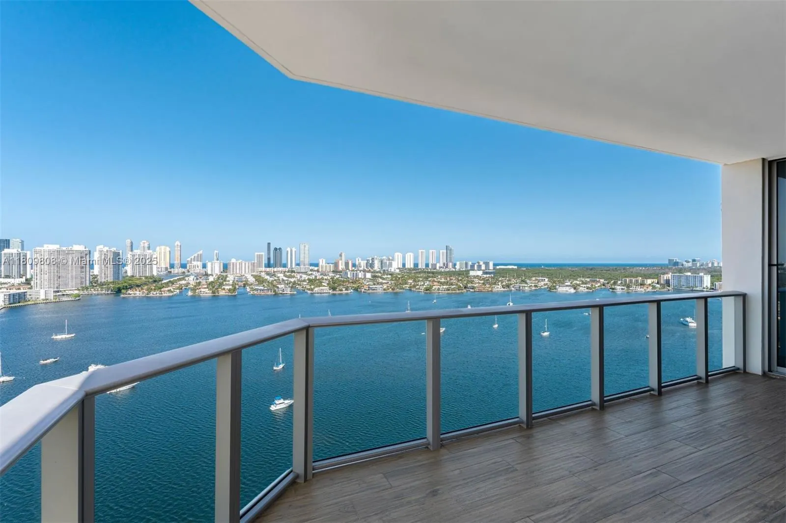 17301 Biscayne Blvd, #2210