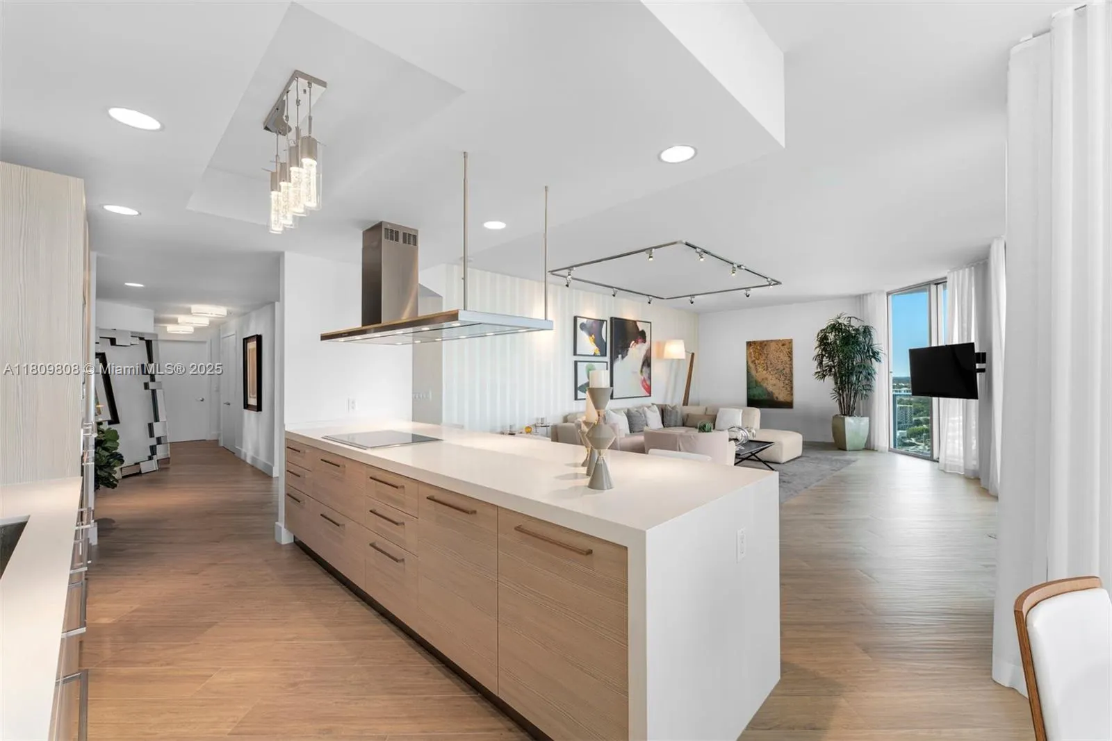 17301 Biscayne Blvd, #2210