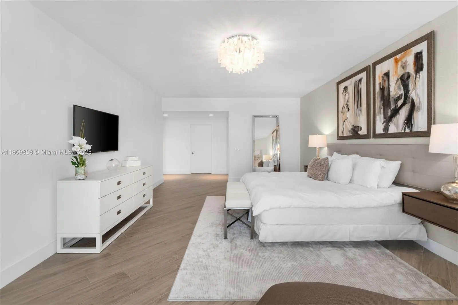 17301 Biscayne Blvd, #2210