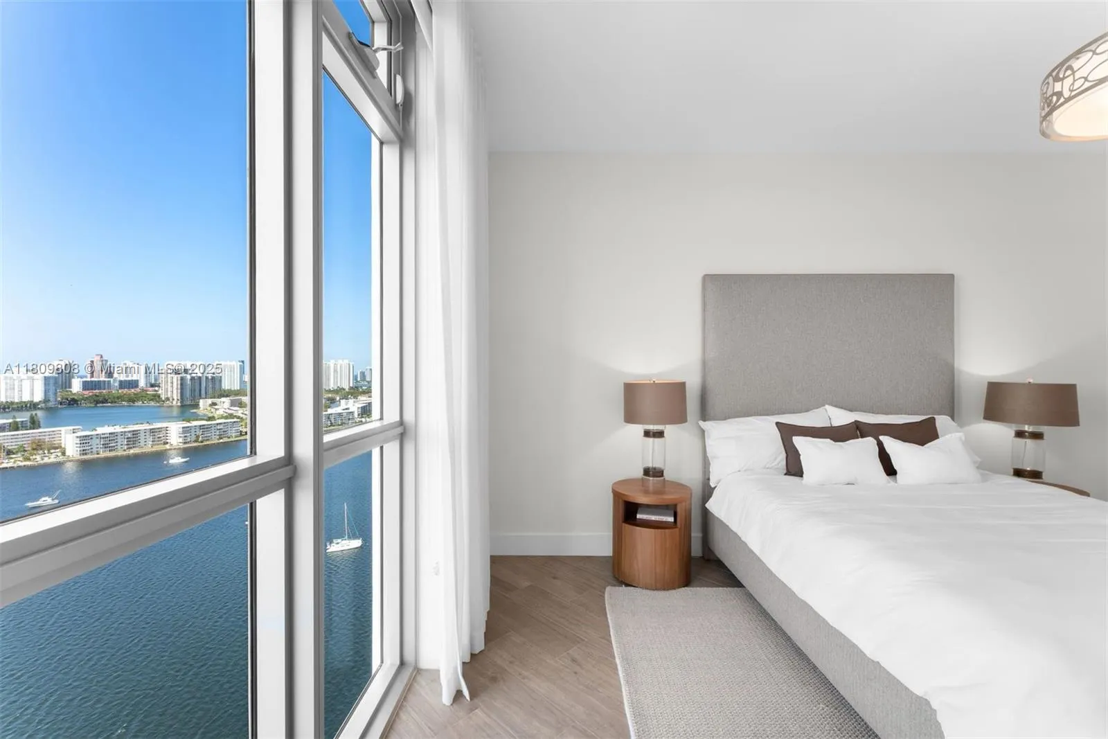 17301 Biscayne Blvd, #2210