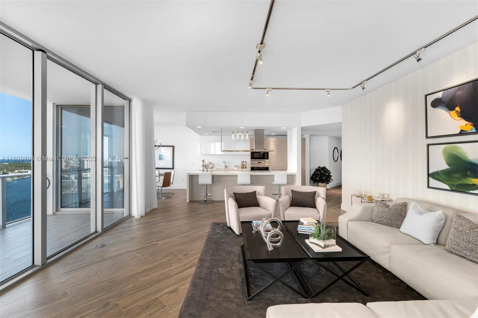17301 Biscayne Blvd, #2210