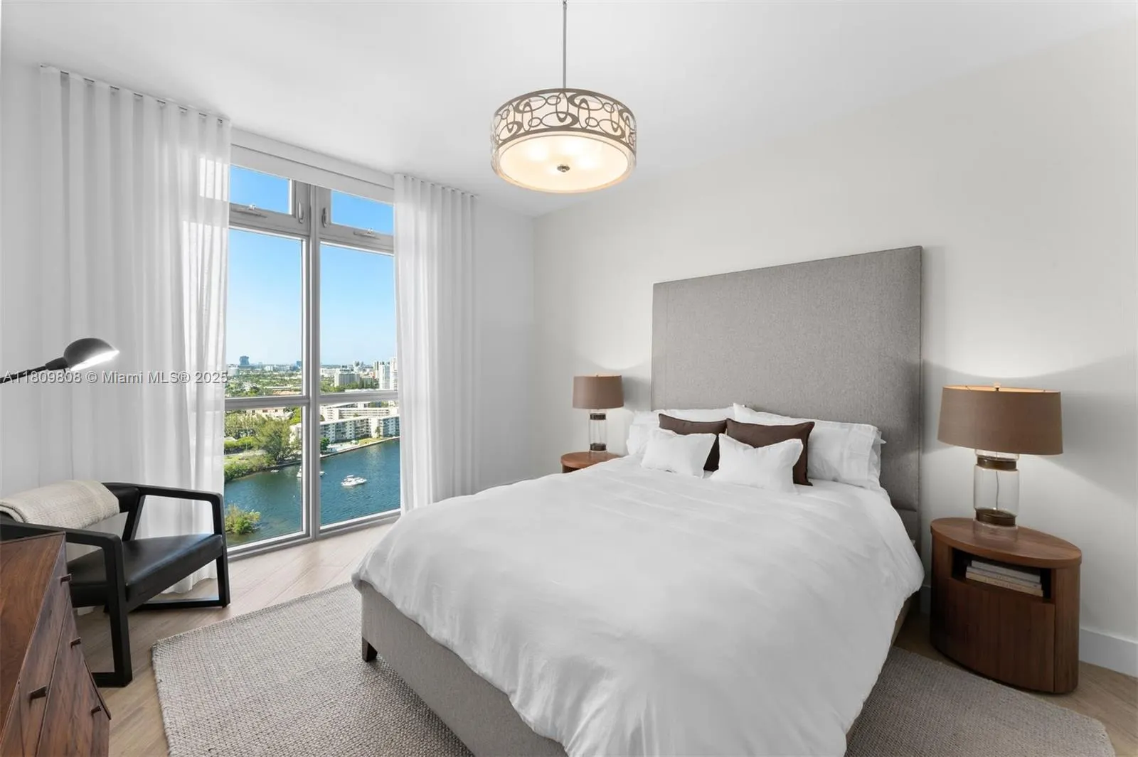 17301 Biscayne Blvd, #2210