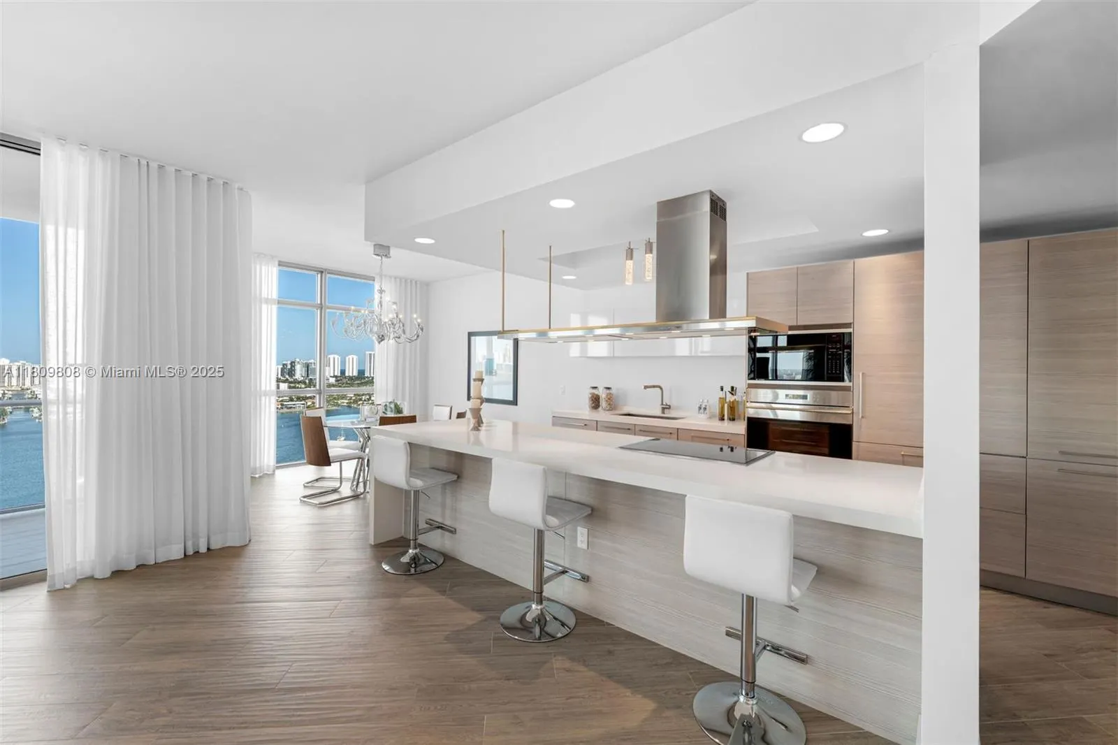 17301 Biscayne Blvd, #2210