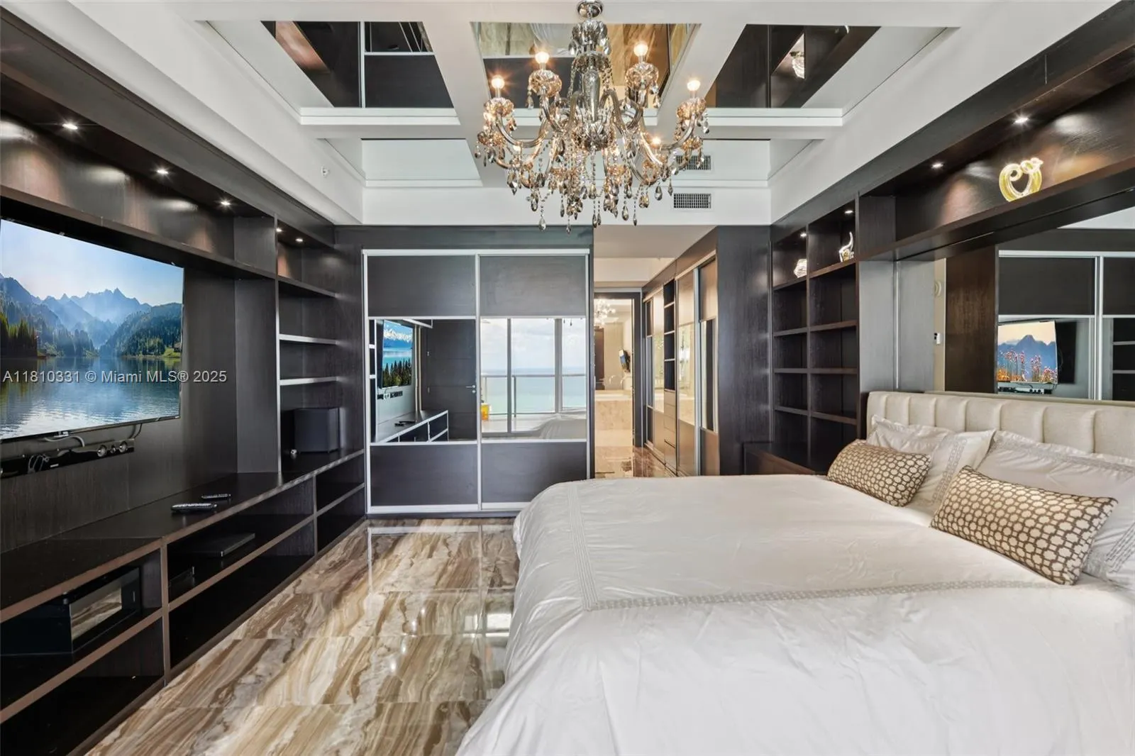 9703 Collins Ave, #2615