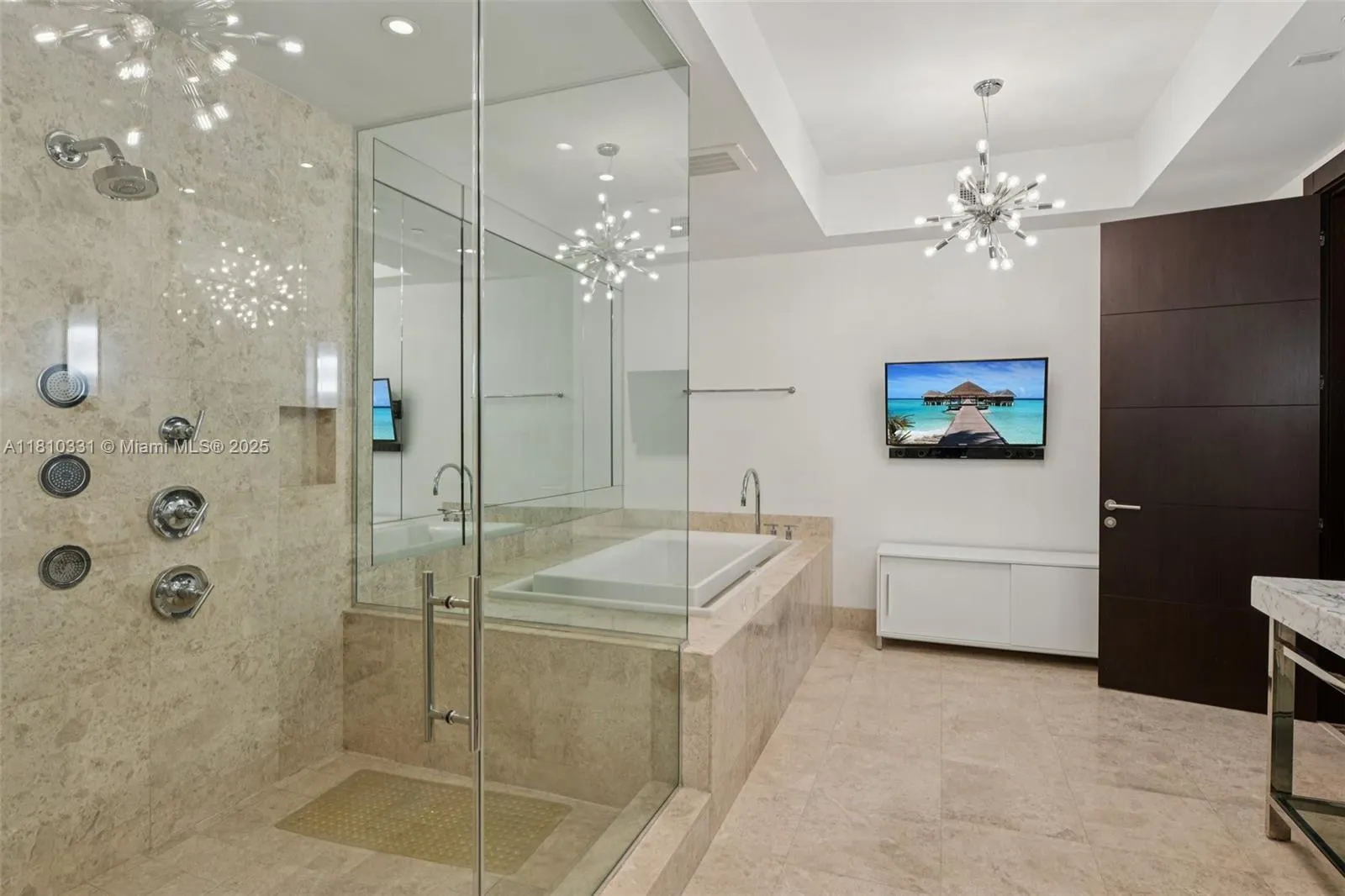 9703 Collins Ave, #2615