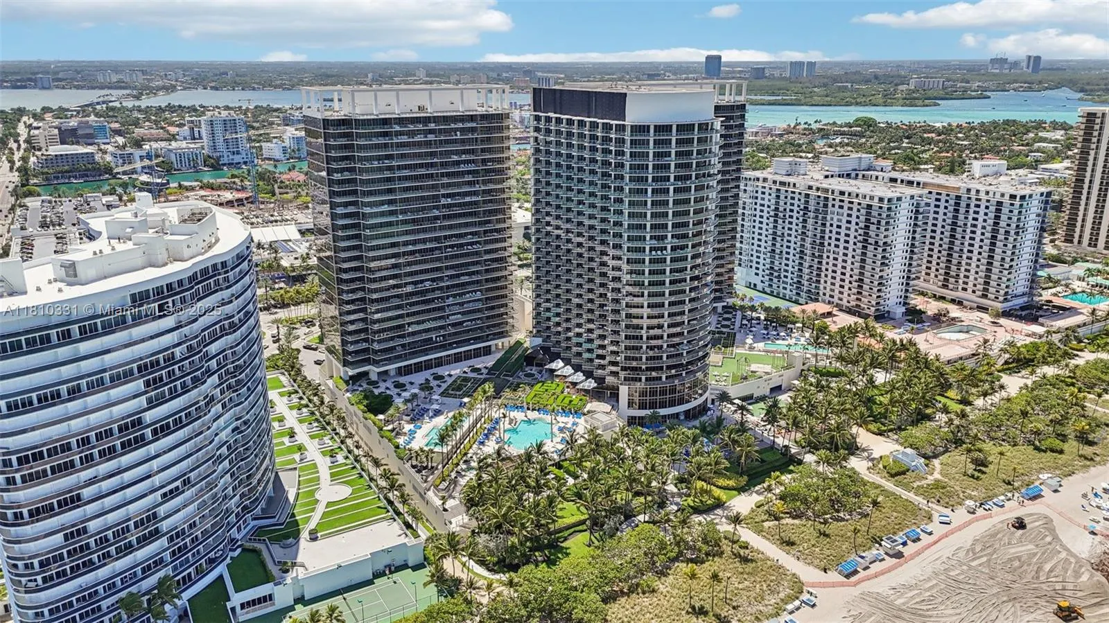 9703 Collins Ave, #2615