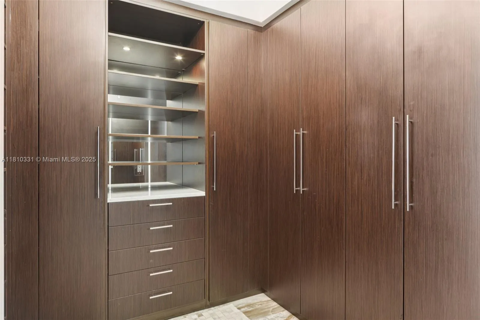 9703 Collins Ave, #2615