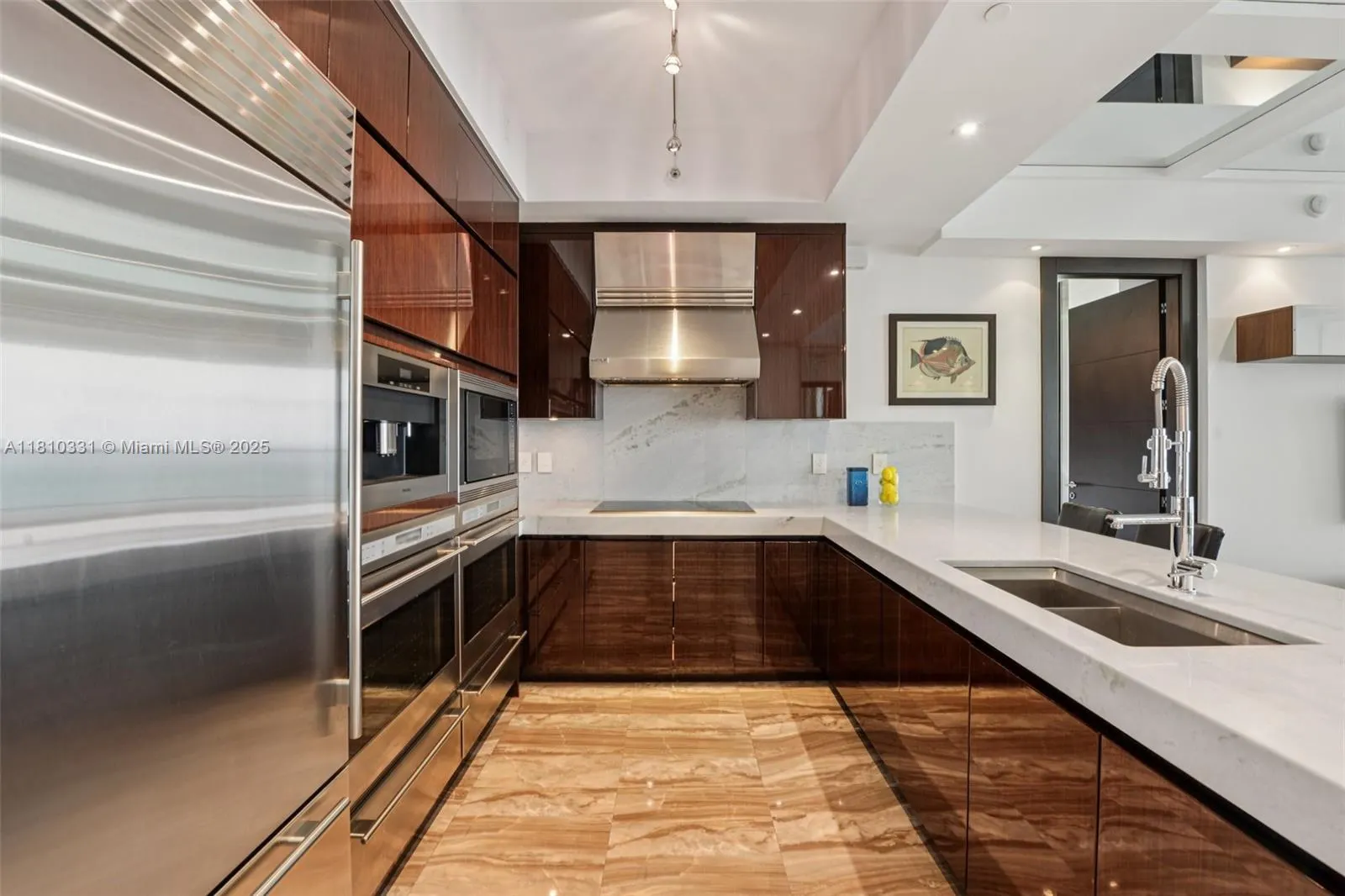 9703 Collins Ave, #2615