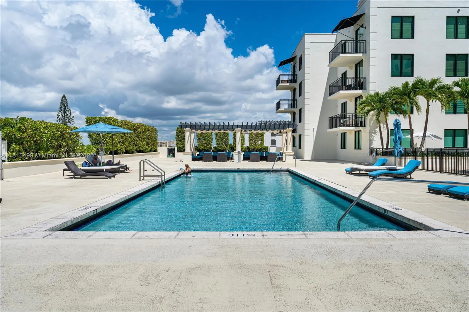 1300 Ponce De Leon Blvd, #705