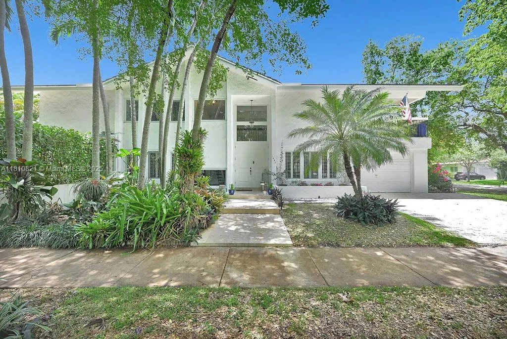 1450 Ortega Avenue