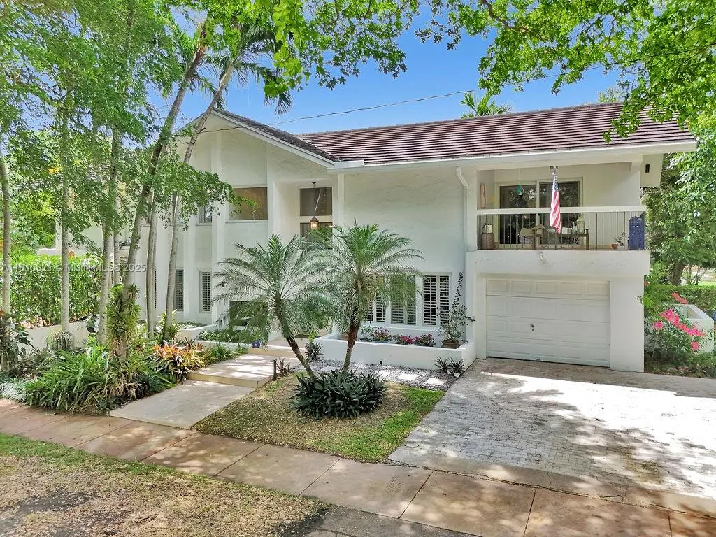 1450 Ortega Avenue
