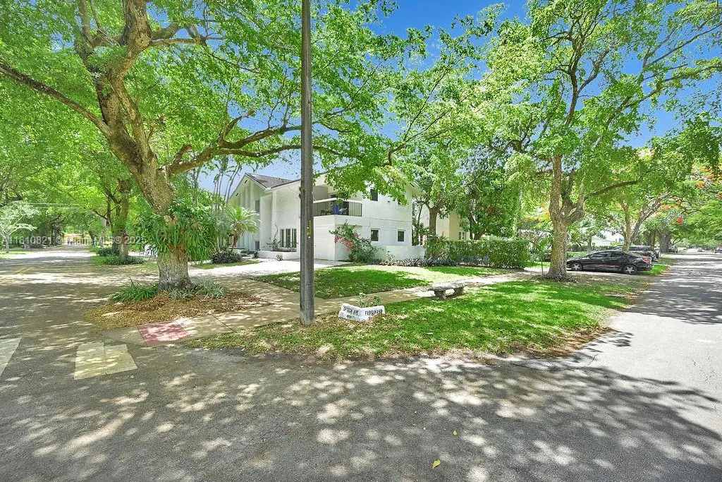 1450 Ortega Avenue
