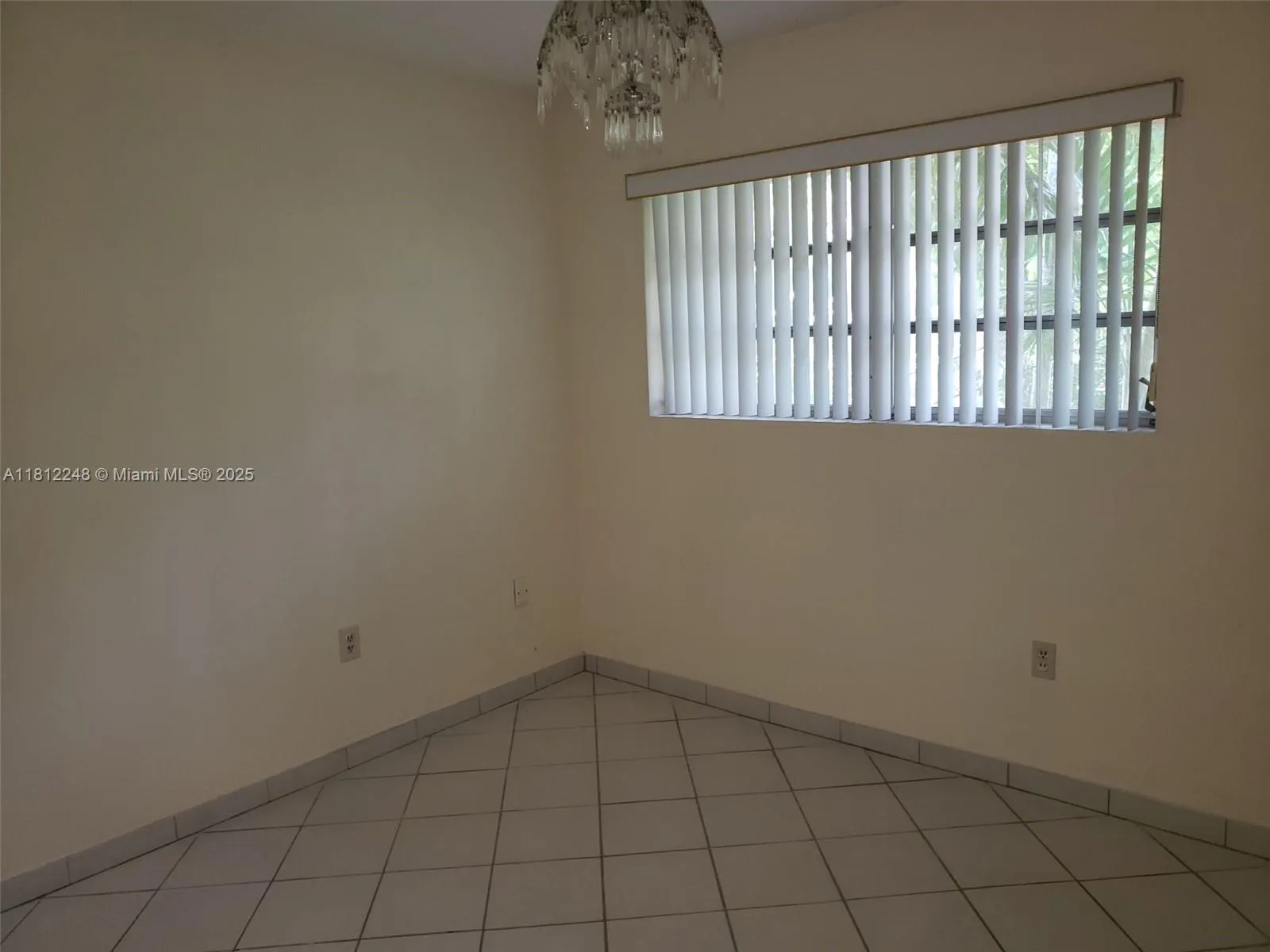 1240 La Mancha Ave
