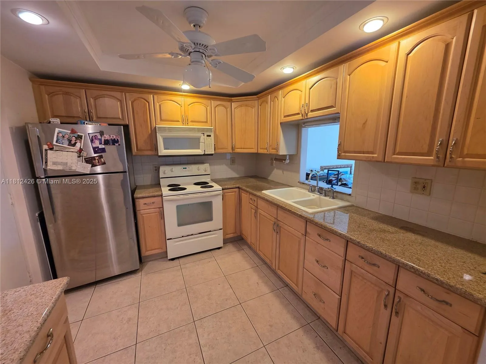 3750 NE 169th St, #106