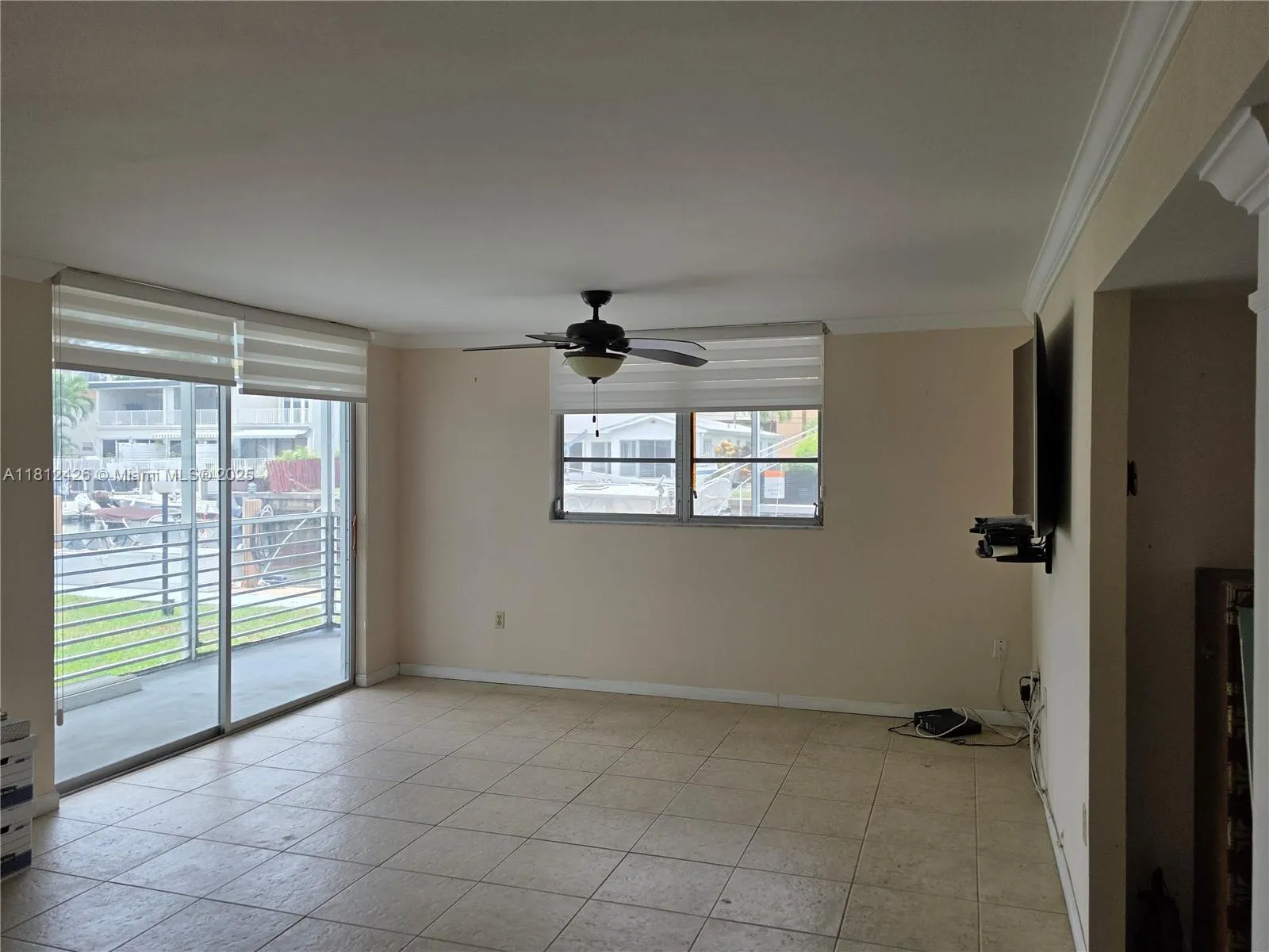 3750 NE 169th St, #106