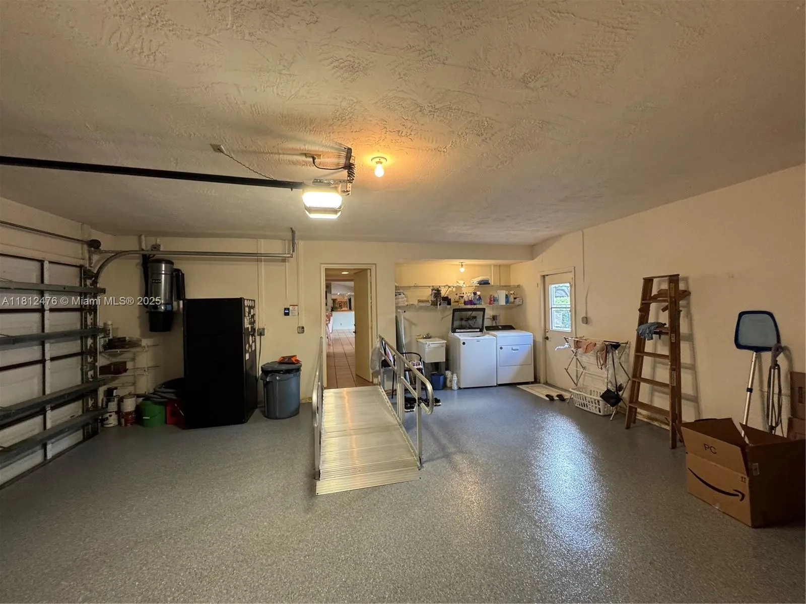 5790 SW 37th Ter