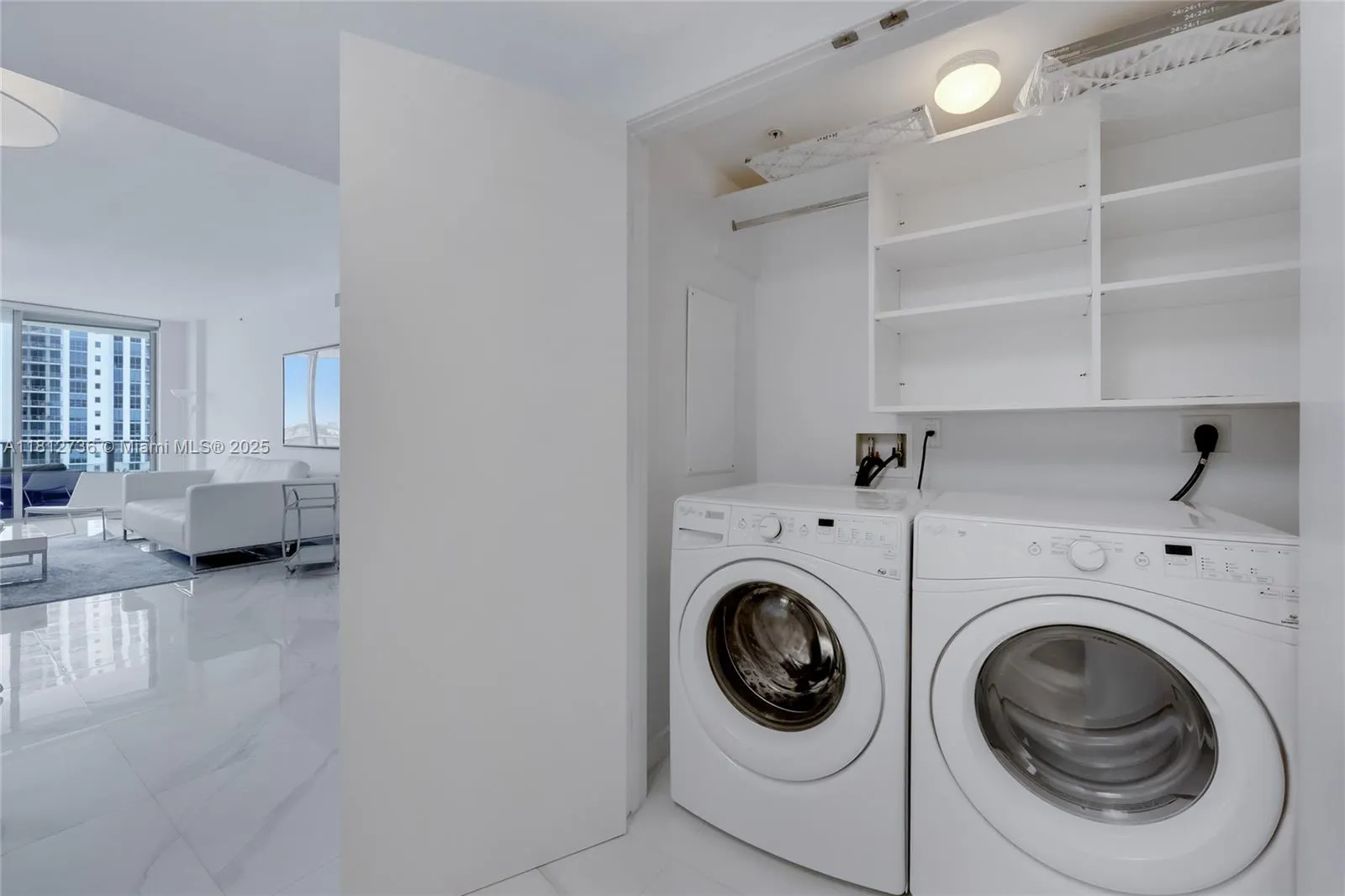17301 Biscayne Blvd, #605