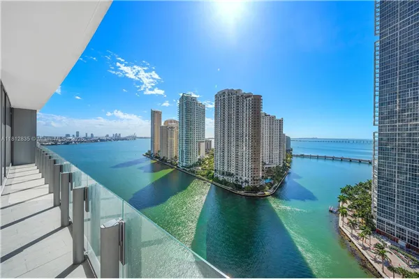 300 Biscayne Boulevard Way