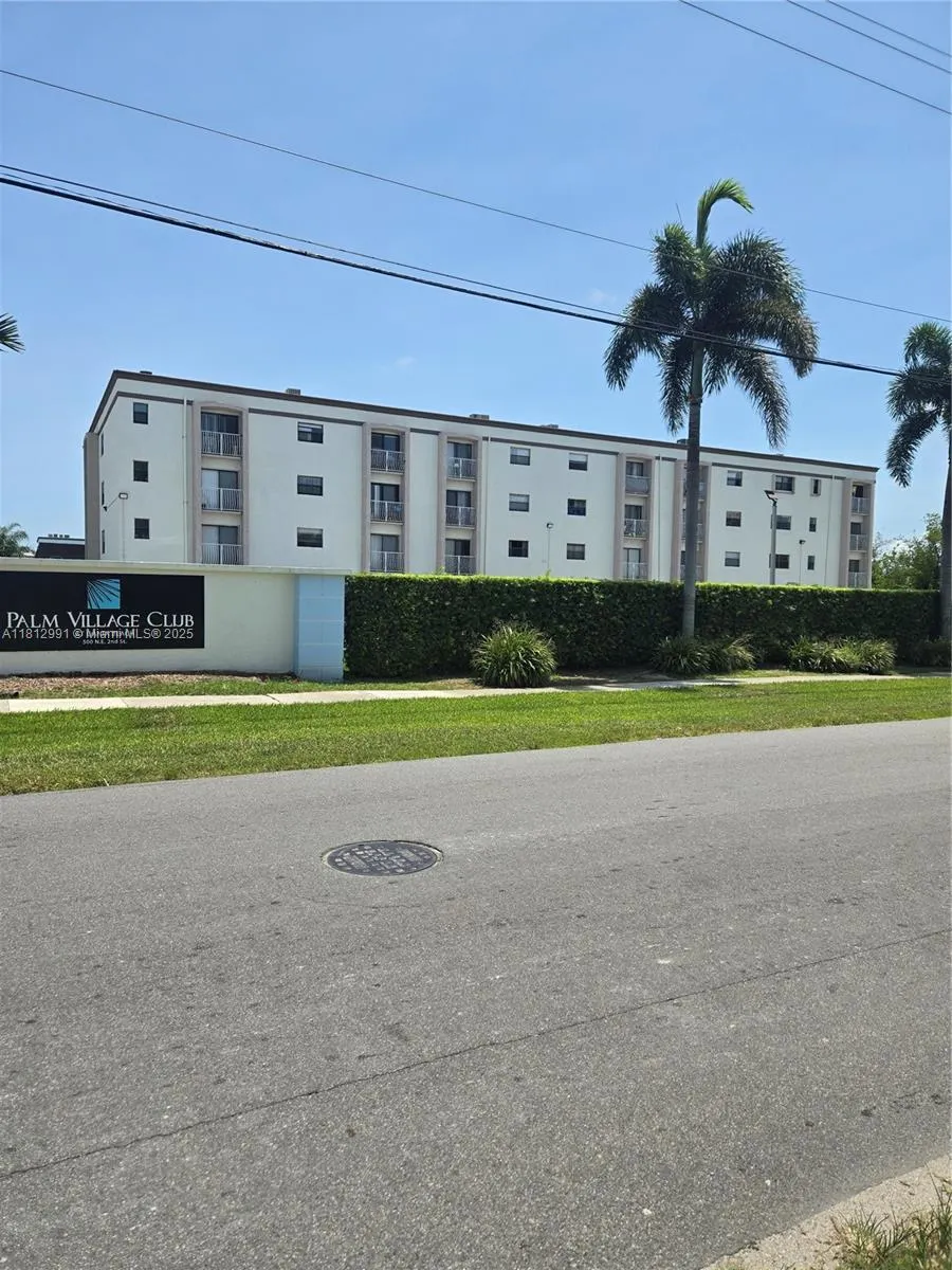 500 NE 2nd St, #207