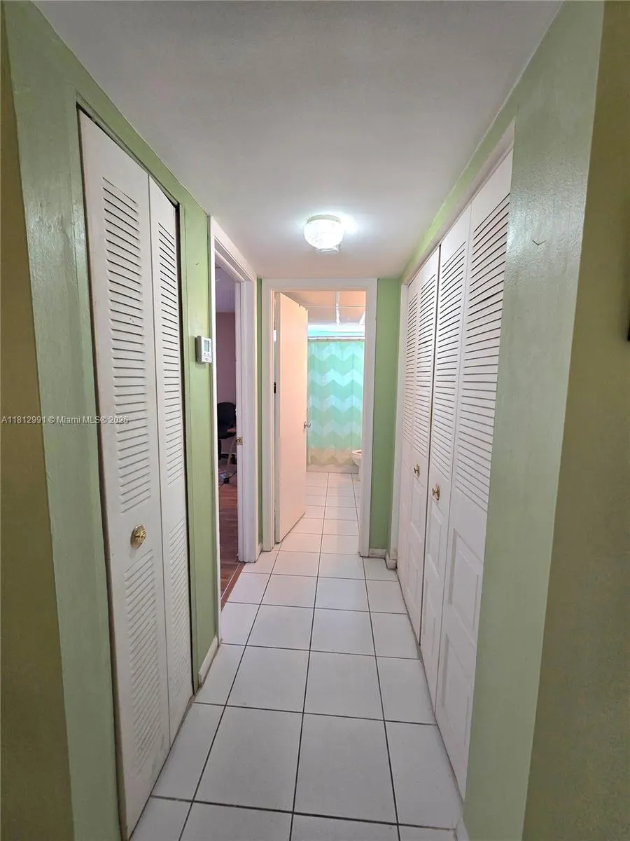 500 NE 2nd St, #207