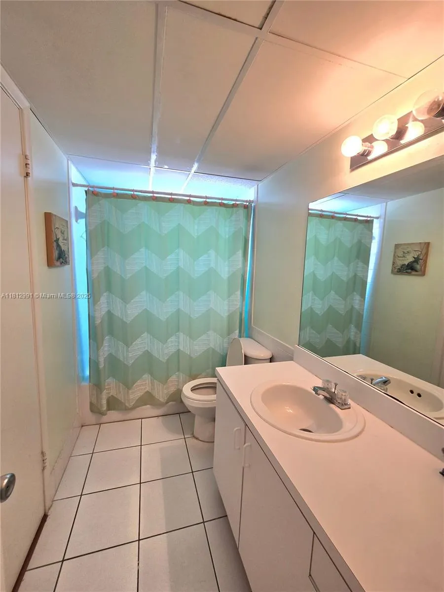 500 NE 2nd St, #207