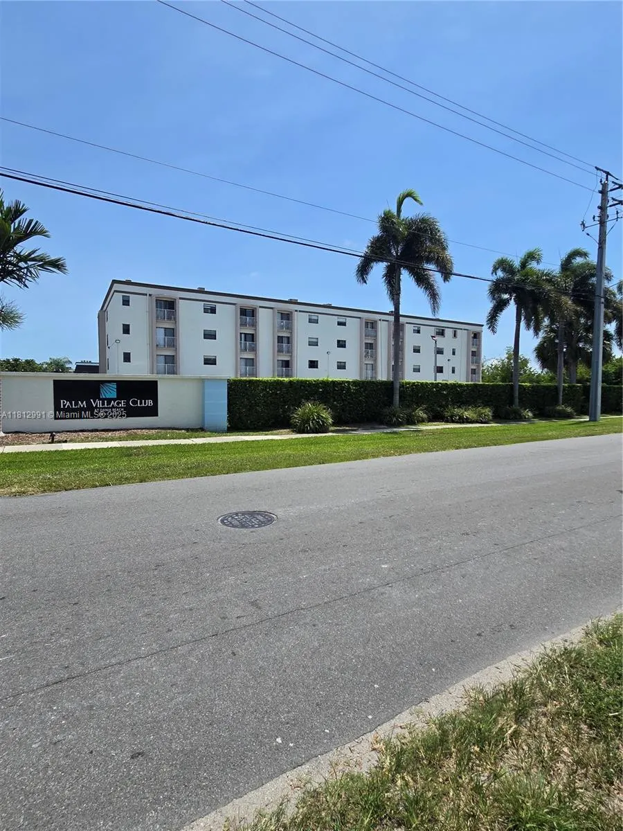 500 NE 2nd St, #207