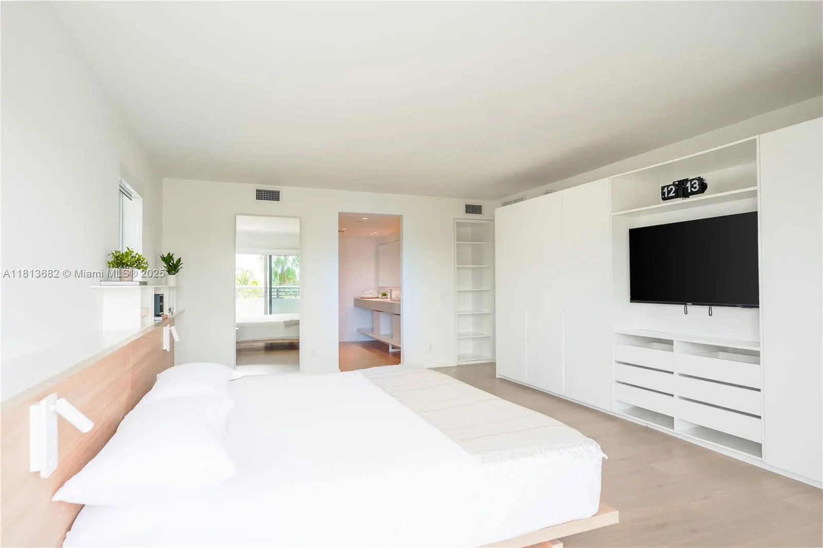 10250 Collins Avenue, #PH1