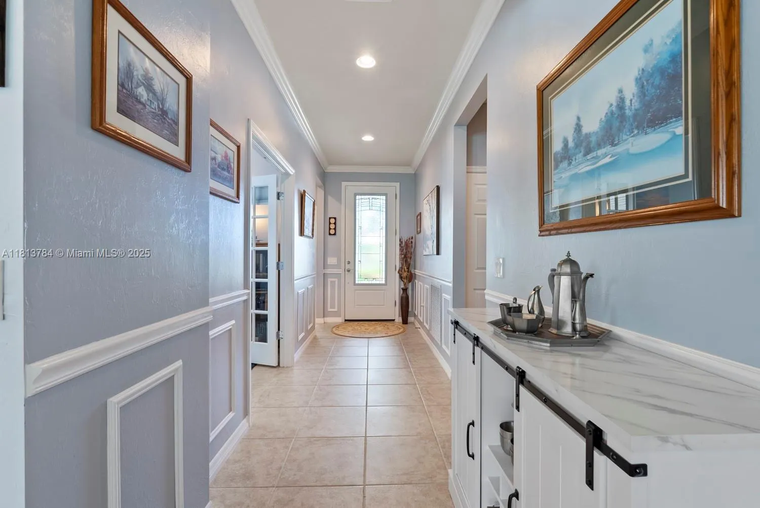 6085 Triumph Lane