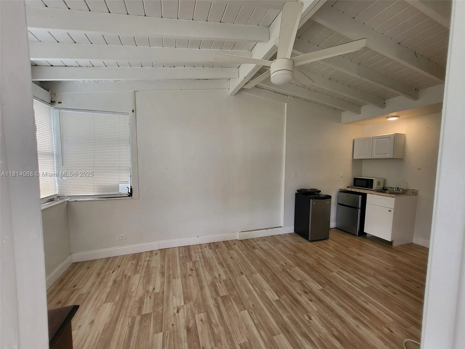 5019 NE 19th Ter