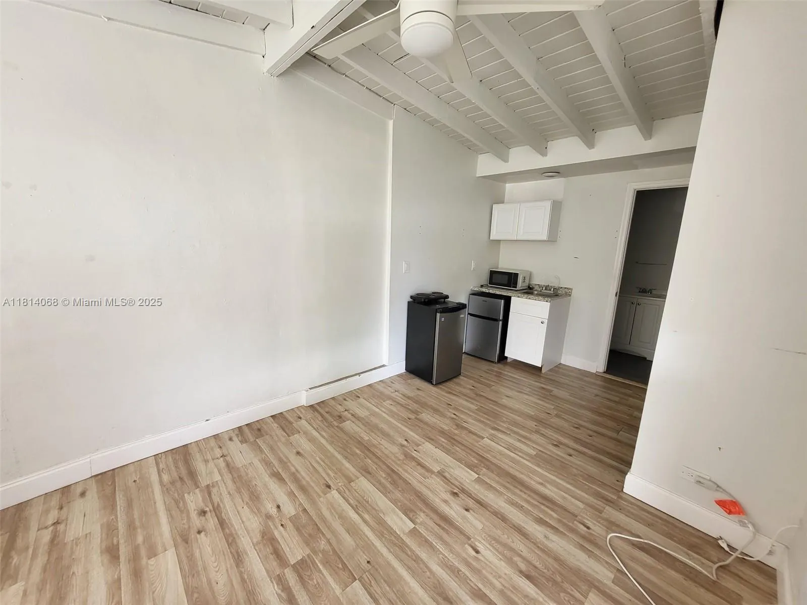 5019 NE 19th Ter